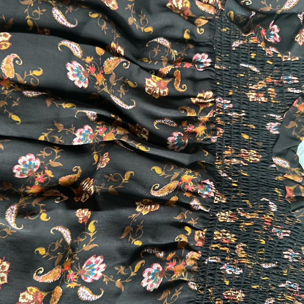 Mini  full-sleeve dress - black with colorful flower designs with gold accents - Picture 4 of 6